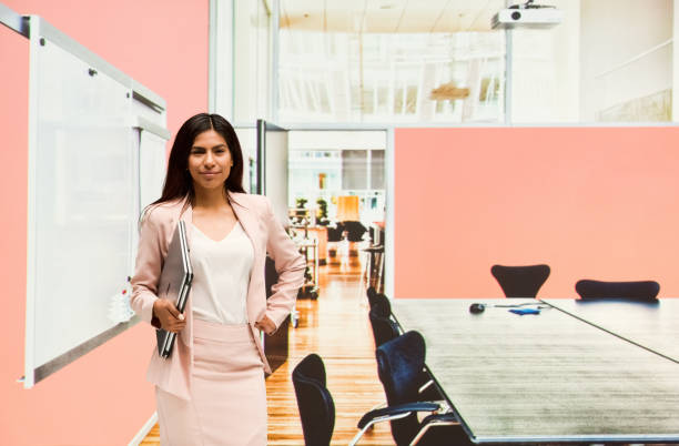istock Businesswoman at the office 953961820