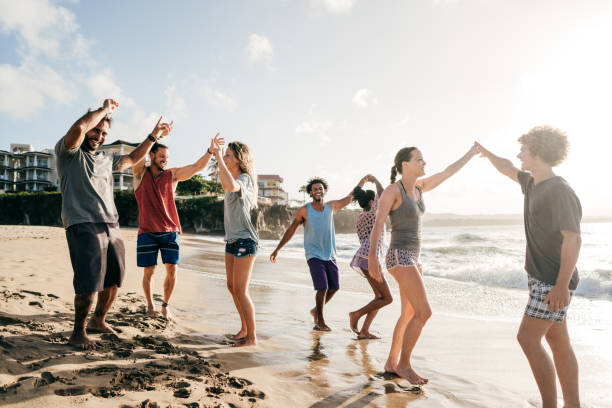 istock Things to do at the beach 954011954