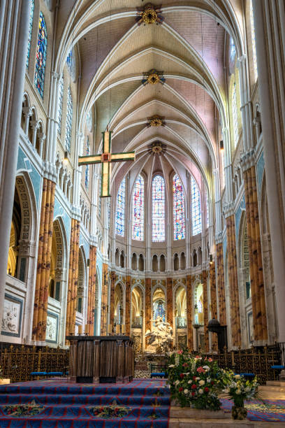 Inside Chartres Cathedral Chartres, France - May 22, 2017: Interior view of Cathedral of Our Lady of Chartres chartres cathedral stock pictures, royalty-free photos & images
