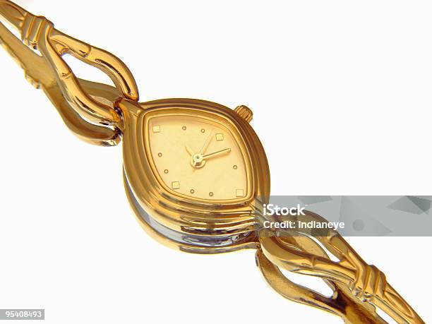 Foto de Elegante Gold Caros Watch e mais fotos de stock de Dourado - Descrição de Cor - Dourado - Descrição de Cor, Ouro - Metal, Relógio de pulso