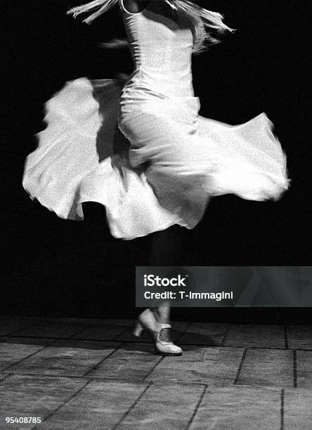Фламенко Цветок — стоковые фотографии и другие картинки Размытое движение - Размытое движение, Танцевать, Не в фокусе