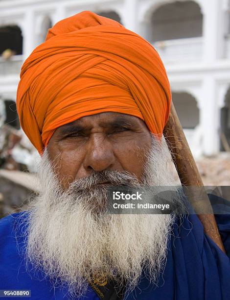 Sikh Retrato De Hombre Foto de stock y más banco de imágenes de 60-69 años - 60-69 años, Adulto, Azul