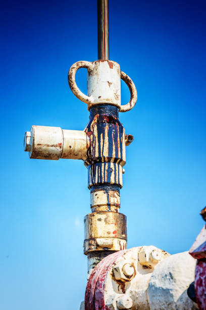 istock Oil pump. Oil industry equipment. 954135544