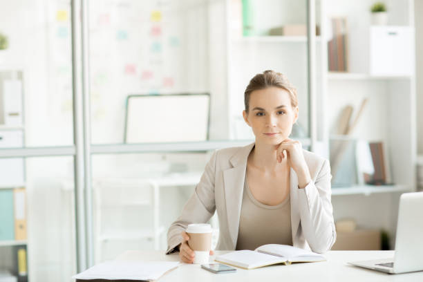 istock Serious businesswoman 954140774