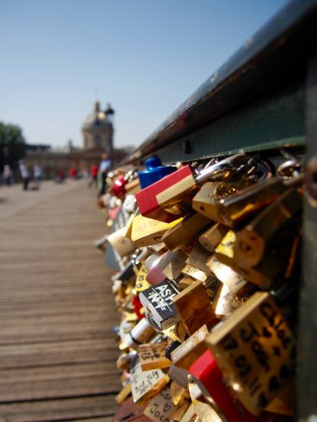 istock Pont des Arts, Paris France 954167004