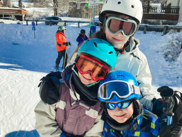 istock Skiing Selfie on the Slopes 954181322