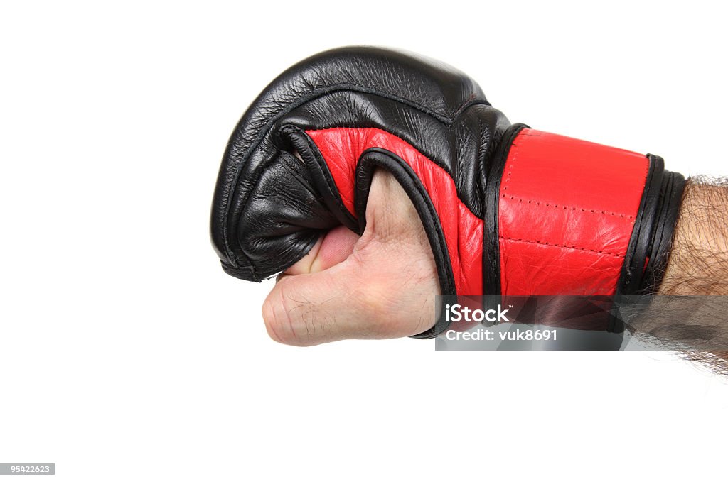 MMA fighter di pugno - Foto stock royalty-free di Guanto - Indumento sportivo protettivo