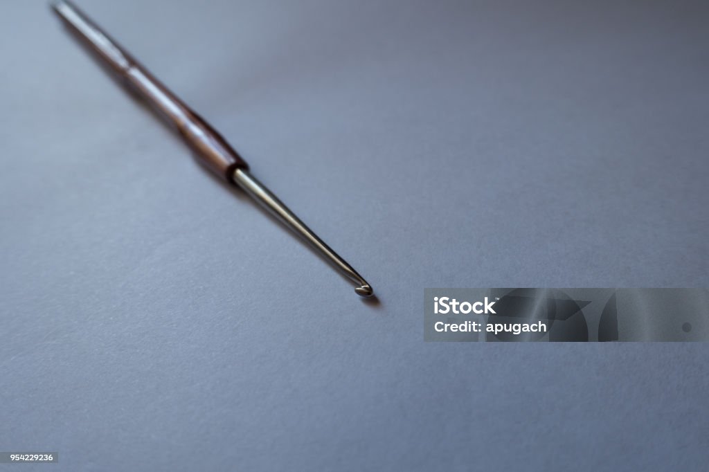 15 Mm Crochet Hook With Brown Plastic Handle Stock Photo - Download Image  Now - Brown, Circle, Close-up - iStock
