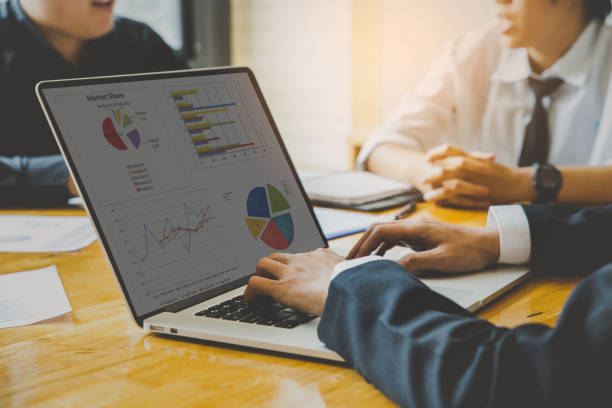 istock Business meeting time.Business group working and discussing new plan project in office,brainstorming, Teamwork, analyze plans, 954236544
