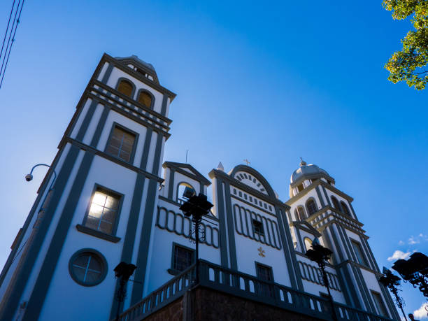 basílica de suyapa tegucigalpa, honduras - tegucigalpa fotografías e imágenes de stock