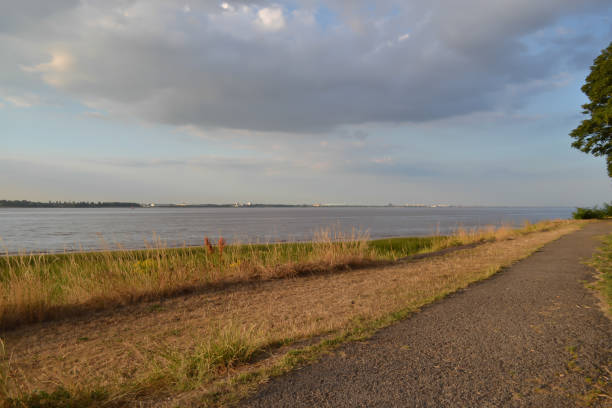 istock View of the Humber 954353712