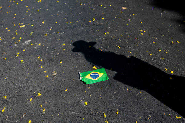 Flag of Brazil 'Belo Horizonte, Brazil - September 7, 2011: September 7 (1822) is Brazil's Independence Day. Flag of Brazil on belo horizonte street jeep 4x4 off road vehicle world war ii stock pictures, royalty-free photos & images