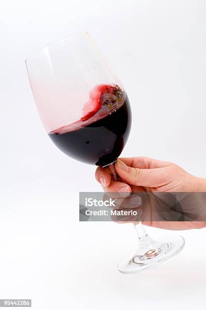 Vino Rosso - Fotografie stock e altre immagini di Alchol - Alchol, Assaggiare, Bicchiere da vino