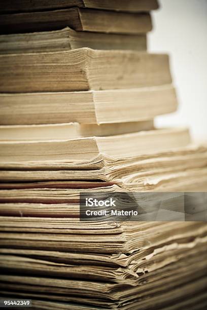 Archivmaterial Stockfoto und mehr Bilder von Akademisches Lernen - Akademisches Lernen, Bildung, Buch
