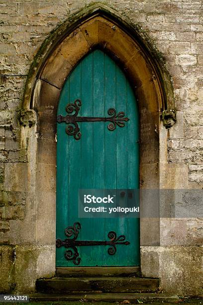 Old Green Door Stock Photo - Download Image Now - Arch - Architectural Feature, Building Entrance, Building Exterior