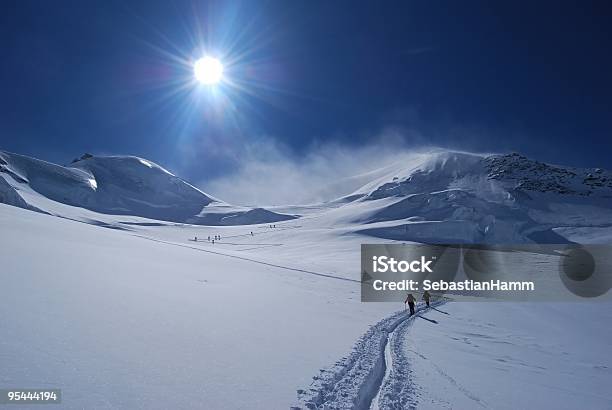 スキー登山 - エンガディンのストックフォトや画像を多数ご用意 - エンガディン, サンモリッツ, スキーモ