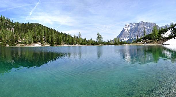 desde seebensee zugspitze - austria mountain panoramic ehrwald fotografías e imágenes de stock