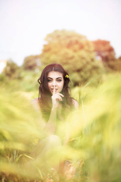 istock mysterious beautiful woman 954471590