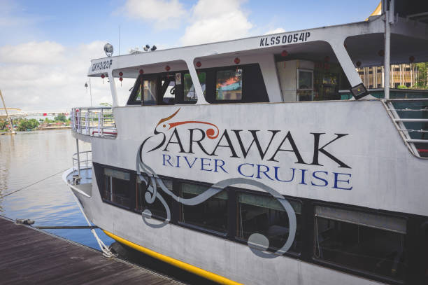 la rivière de sarawak croisière sur la rivière sarawak - kuching photos et images de collection