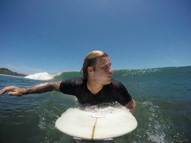 istock Surfing in Costa Rica 954532568