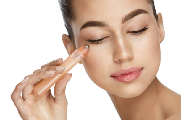 istock Eye Skin Beauty. Woman Using Cream Under Eyes 954595820