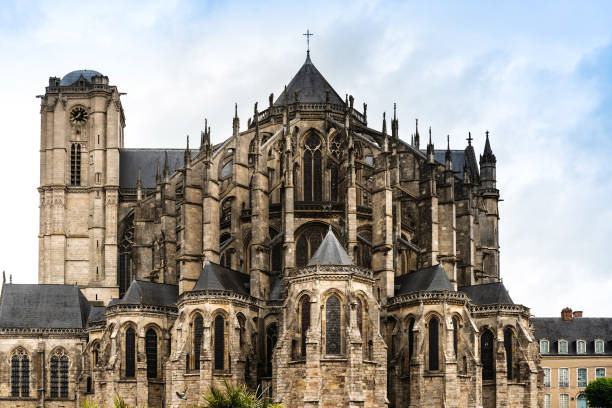 istock Le Mans Cathedral in Le Mans, France 954656128