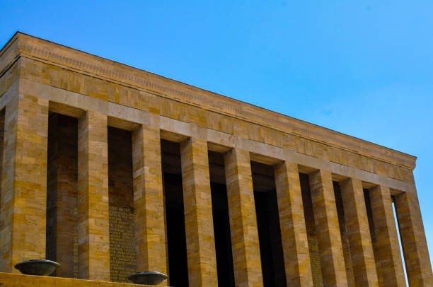 istock Memorial tomb in Ankara 954709032