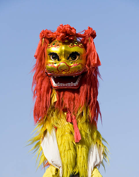 китайский лев танцы - 2838 стоковые фото и изображения