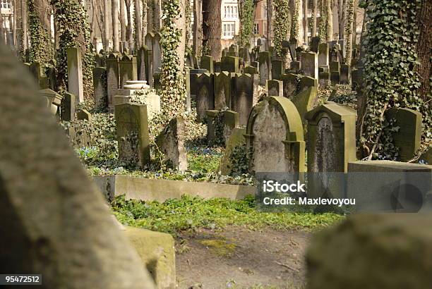 Photo libre de droit de Cimetière Friedhof banque d'images et plus d'images libres de droit de Cimetière - Cimetière, Berlin, Judaïsme