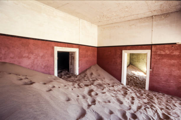 istock the ghost town of kolmanskop 954735912