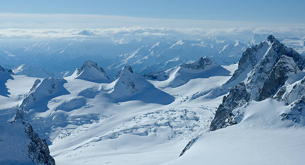 Alpy na szczyt Aiguille du Midi – zdjęcie