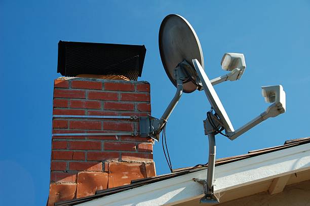 Antena parabólica antenas - foto de stock