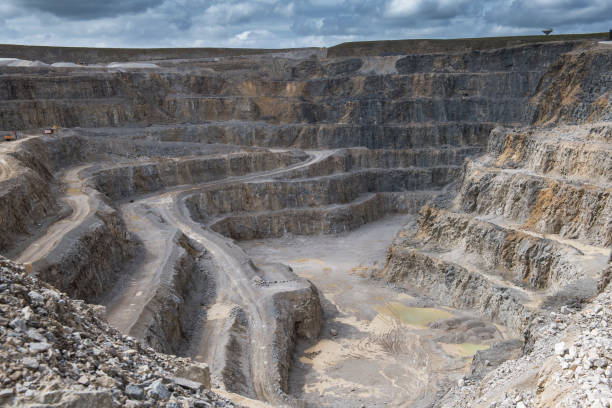 istock working quarry in North of England 954812840