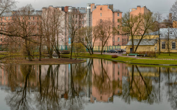 istock Saint-Petersburg. 954822408