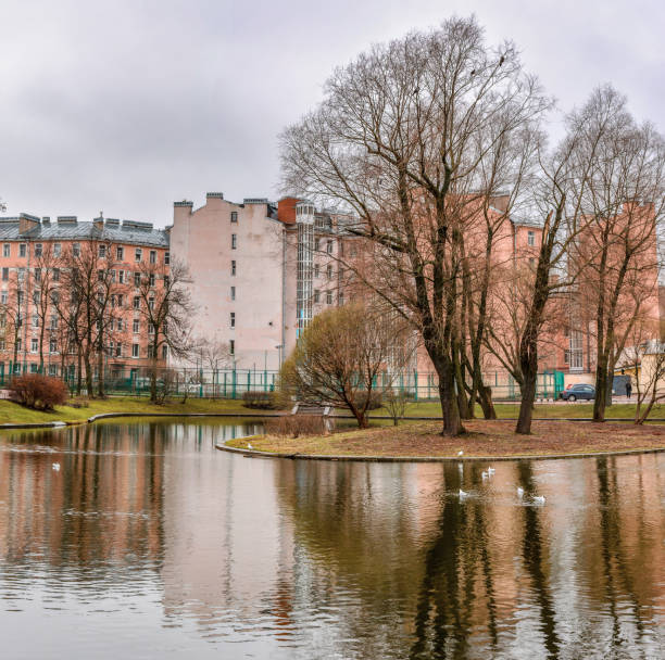 istock Saint-Petersburg. 954822500