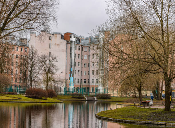 istock Saint-Petersburg. 954822536