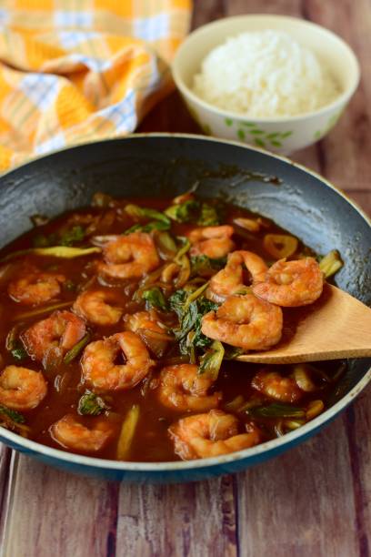 istock Prawn bok choy soy sauce 954896896