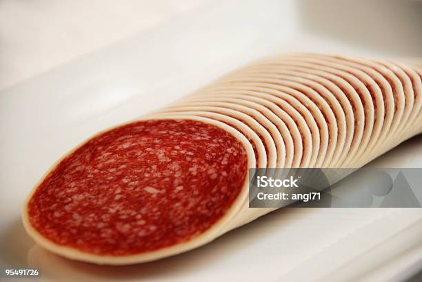 Salame - Fotografie stock e altre immagini di Alimentazione non salutare - Alimentazione non salutare, Antipasto, Bologna sausage