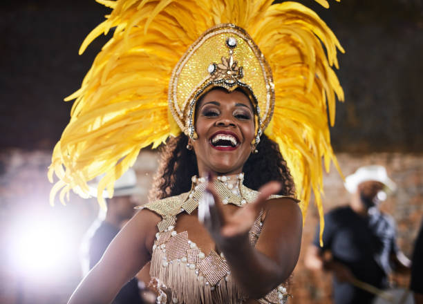 istock Come and dance the night away with me 954924356