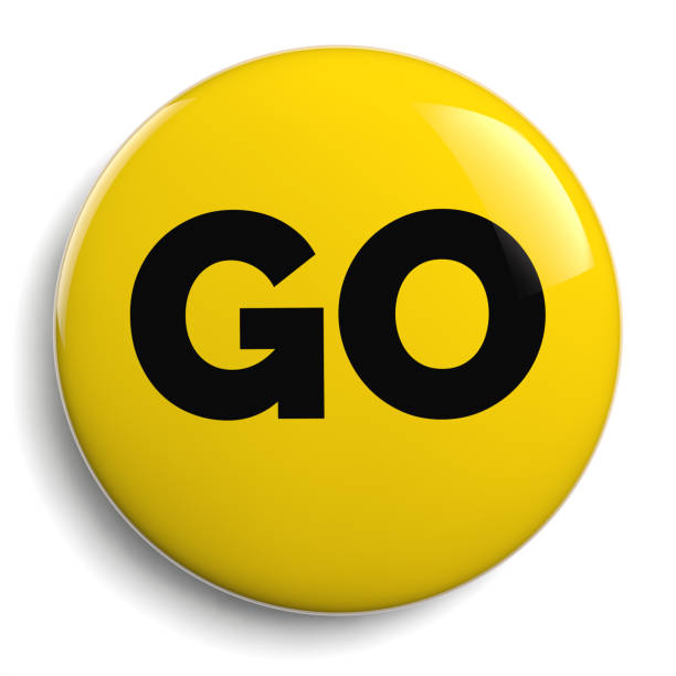 istock Go Yellow Round Icon Sign 954933634