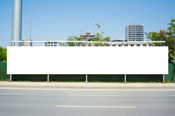 lange billboard leeren frame mockup - long stock-fotos und bilder