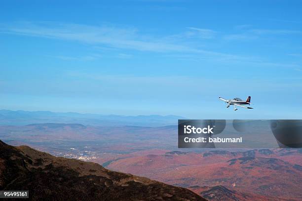 Flight Over Mount Washington Stock Photo - Download Image Now - Private Airplane, Small, Sky