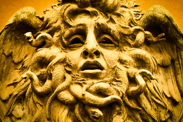 istock Mask of Medusa 954965276