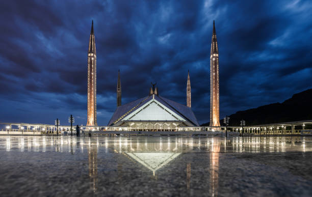 Long exposure, Faisal Mosque in Islamabad, Pakistan