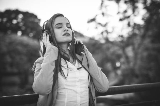 istock Rhythm of the city 955088616