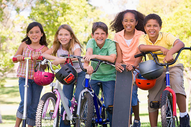istock Group of children on bikes 95509614