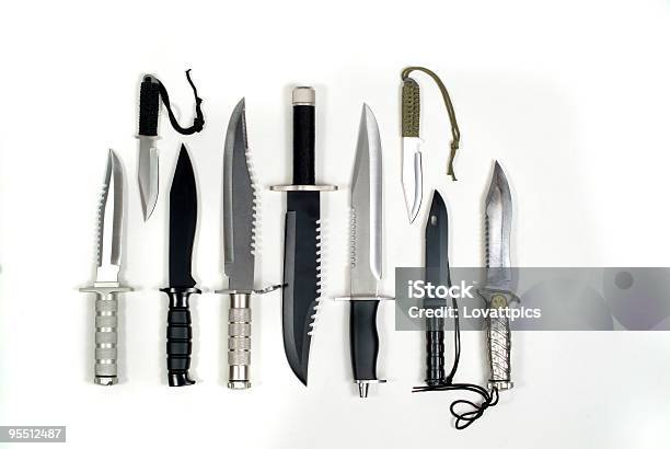 Selezione Di Coltelli - Fotografie stock e altre immagini di Coltello - Armi - Coltello - Armi, Accoltellamento, Acciaio