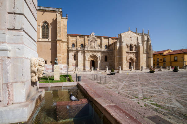 istock Basilica of San Isidoro, Leon, Spain. 955133150