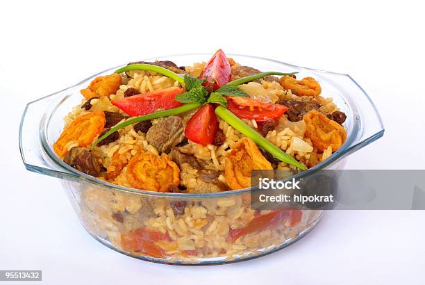 Photo libre de droit de Riz Pilaf Avec De Lagneau Et Des Fruits Secs banque d'images et plus d'images libres de droit de Abricot - Abricot, Agneau - Viande, Aliment mijoté