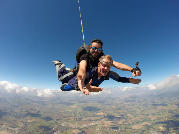 istock Skydiving tandem sunglasses 955139286